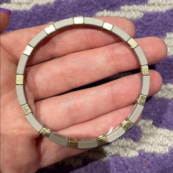 Tan and gold bracelet - Picture 2 of 3